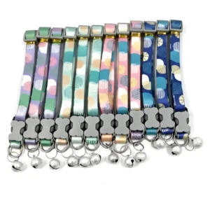 Stylish Bone Shape Clip Collar